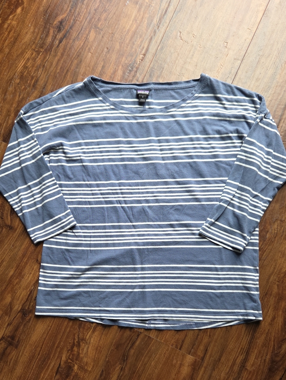 GUC Patagonia Seven Seas Blue & White Striped Crewneck 3/4 Shirt